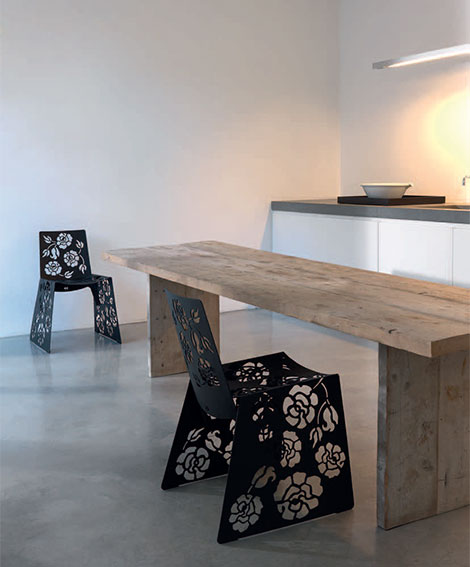 vibieffe-roses-chairs (470x567, 38Kb)