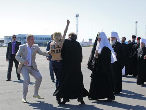 femen1 (480x360, 22Kb)