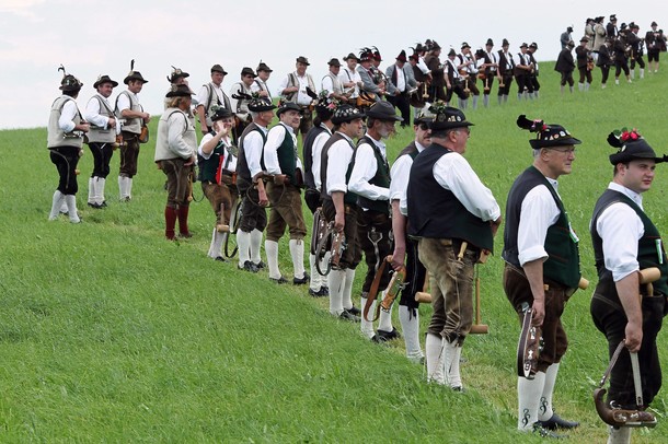 Германский праздник артиллеристов Боеллершутзенфест  (Boellerschuetzenfest), Чёнстет (Schonstett), 29 июля 2012 года