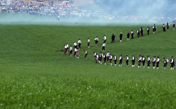 Германский праздник артиллеристов Боеллершутзенфест  (Boellerschuetzenfest), Чёнстет (Schonstett), 29 июля 2012 года