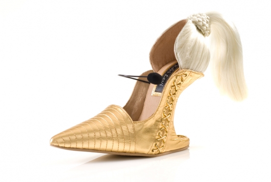 Необычные женские туфли - Фото - Креатив 2 (552x370, 90Kb)