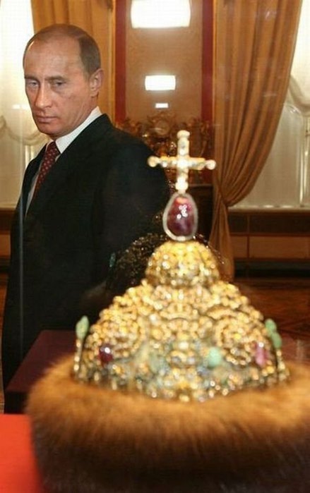 1255439123-prikolnye-fotografii-politikov-49-foto_AddFun.ru_29 (439x700, 49Kb)