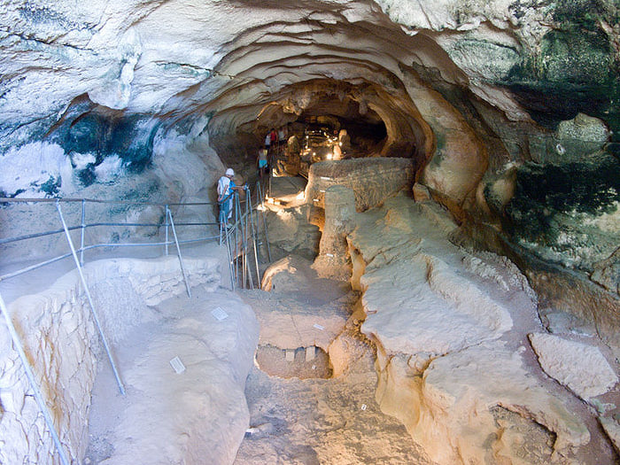 пещера Ар-Далам (700x525, 127Kb)