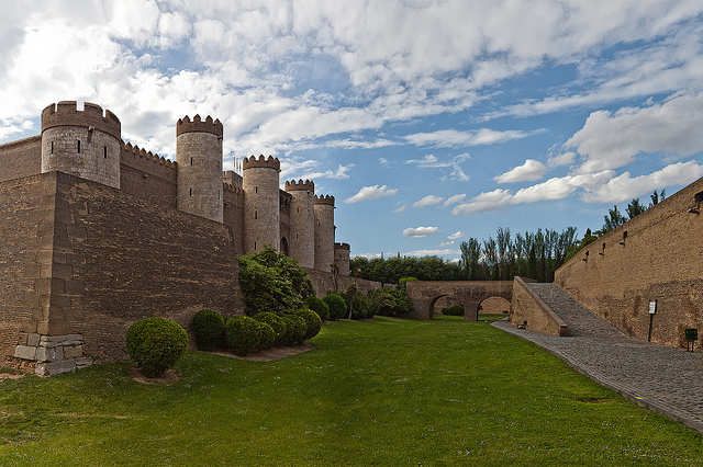 Замок Альхаферия (Castillo de Aljaferia) - жемчужинa испанского исламского наследия 64714