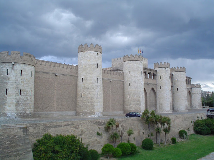 Замок Альхаферия (Castillo de Aljaferia) - жемчужинa испанского исламского наследия 94514