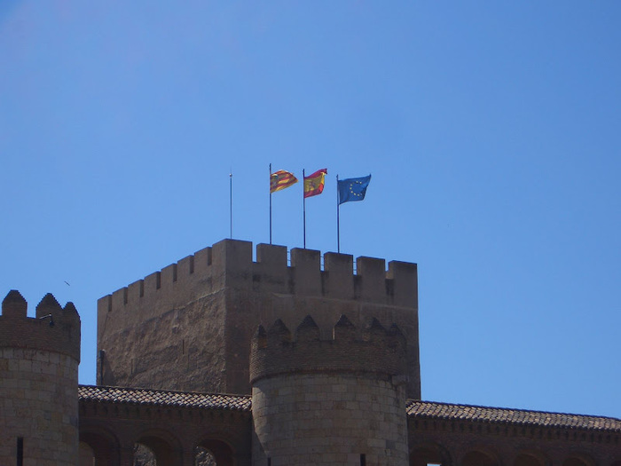 Замок Альхаферия (Castillo de Aljaferia) - жемчужинa испанского исламского наследия 33193