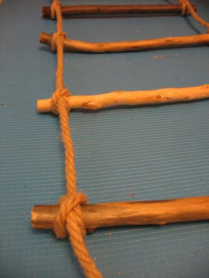 a rope-ladder2 (300x400, 28Kb)