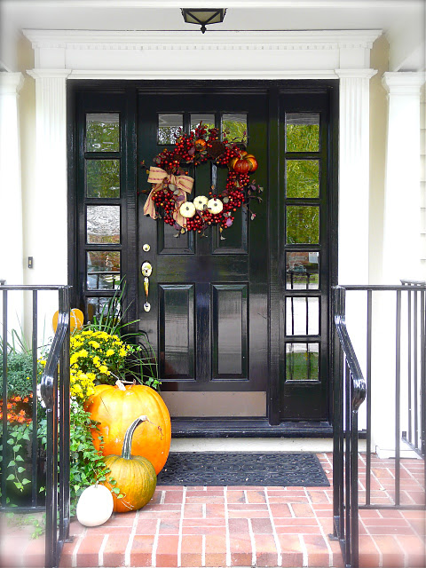 fall-front-porch-decorating-ideas-5 (480x640, 130Kb)
