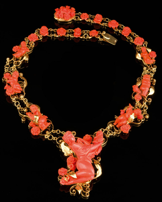 1349623827_coral_necklace (562x700, 268Kb)