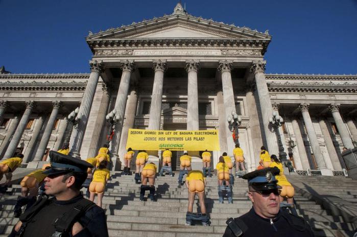 Акция протеста Greenpeace в Аргентине