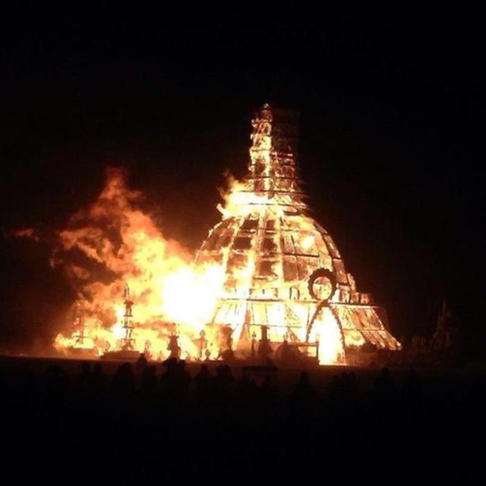 Молодежный фестиваль Burning Man в штате Невада