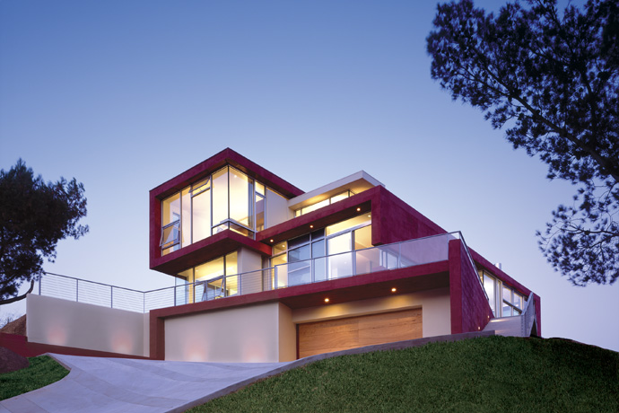 brick-red-malibu-house-design-1 (690x460, 114Kb)