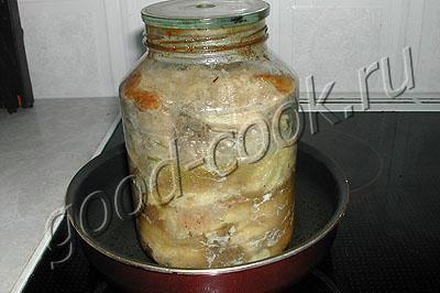 Приготовить курицу в стеклянной банке в духовке