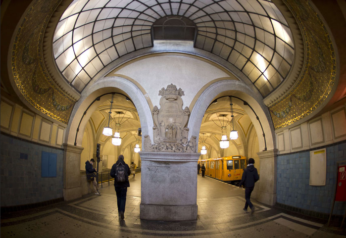 Наиболее впечатляющие станции метро в Европе (The most impressive underground railway stations in Europe)