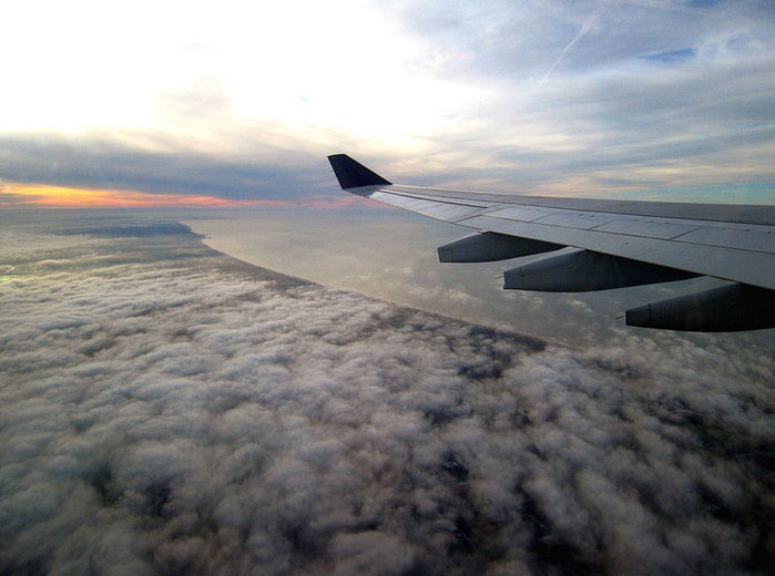 amsterdam-to-north-america-aerial-above-the-clouds (700x520, 75Kb)