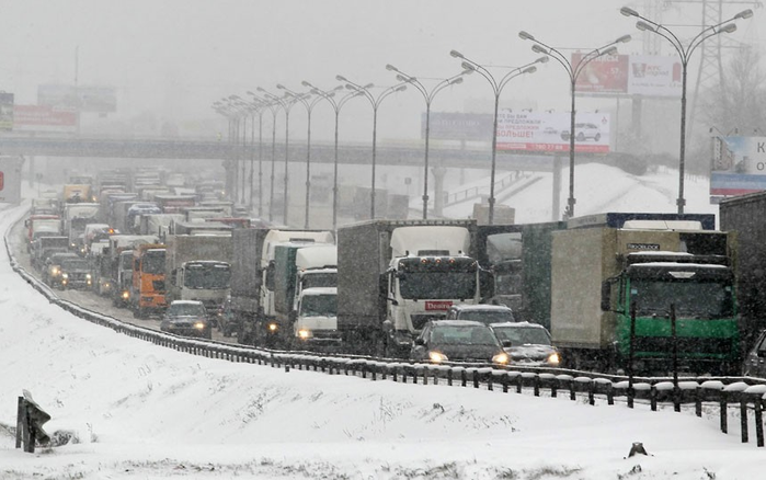 Сильный снегопад в Москве (Heavy snow in Moscow)