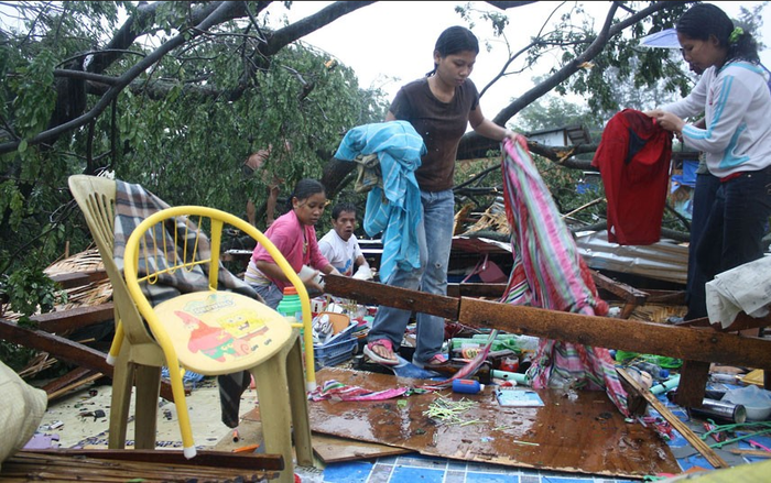 На Филиппинах Тайфун Bopha