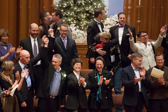 В Сиэтле поженились 25 гомосексуальных пар