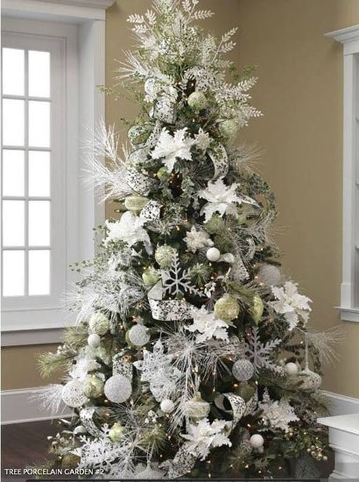 interesant-argint-si-alb-christmas-tree-decoratiuni-1 (521x700, 80KB)