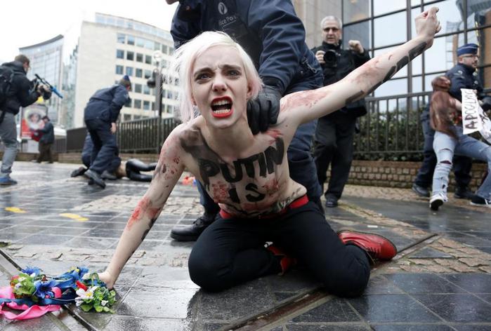 Femen против Путина