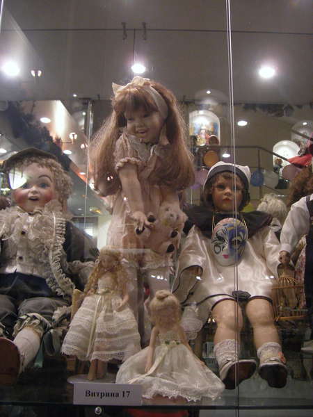 Музей уникальных кукол4 (450x600, 43Kb)
