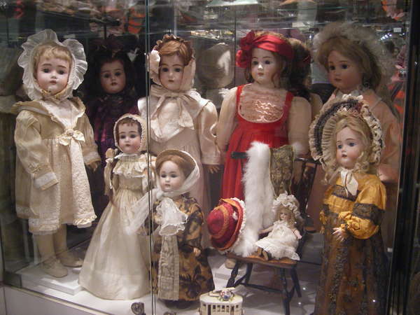Музей уникальных кукол9 (600x450, 94Kb)