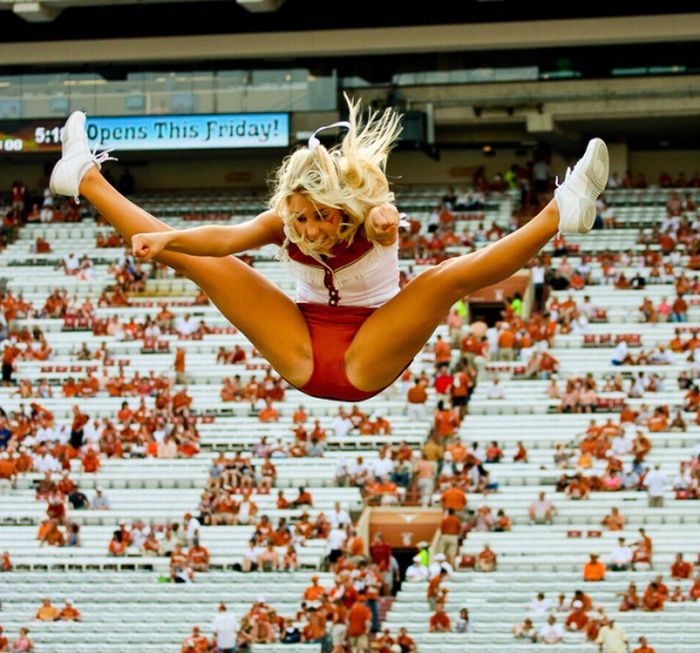 Flexible cheerleader