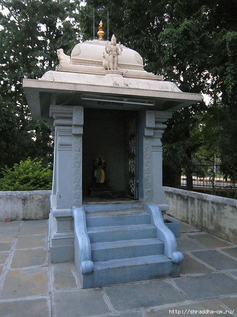 Индия, Тируваннамалай, ашрам Suddhananda 11 (480x640, 245Kb)