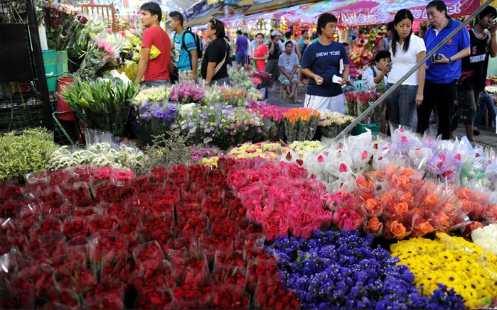 Цветоводы и флористы подготовились к Дню Святого Валентина