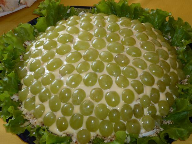 Виноградный салат рецепт с фото