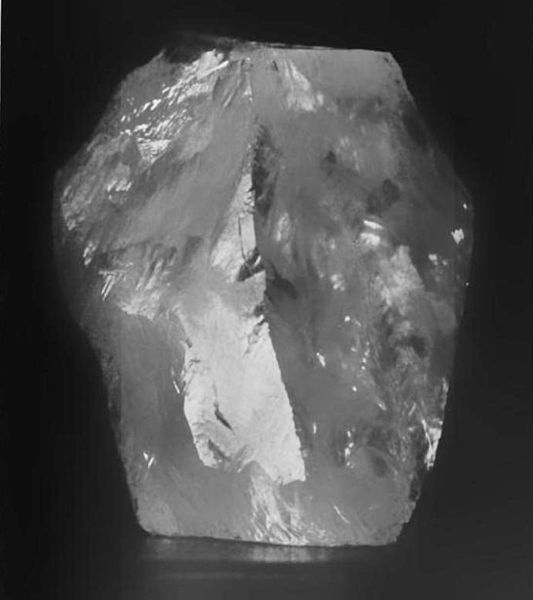 743664_Cullinan_diamond_rough (533x600, 27Kb)