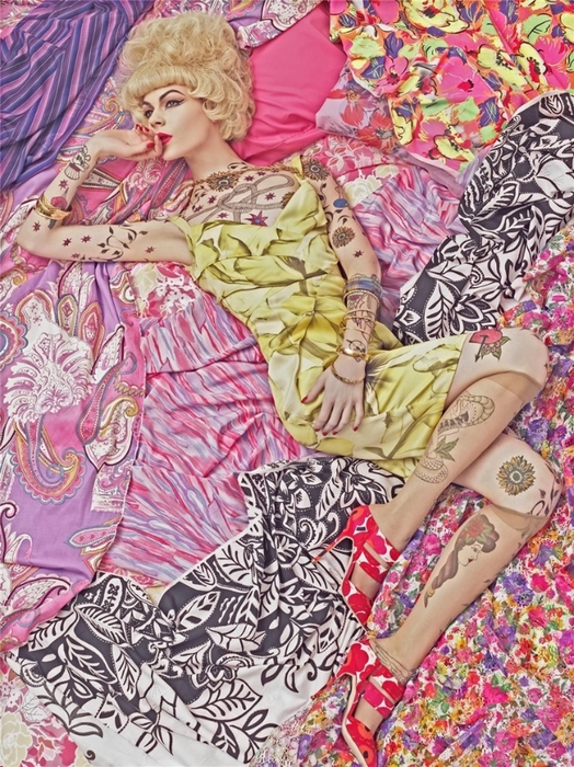 25960e9344f592e98072ef352700cf41_08_02_2009_0707845001234108510_steven_meisel (524x700, 385Kb)