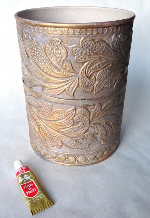 Wallpaper-Vase-Grocery-Store-Flowers-6-Rub-Buff-Antique-Gold-3369-706x1024 (483x700, 232Kb)