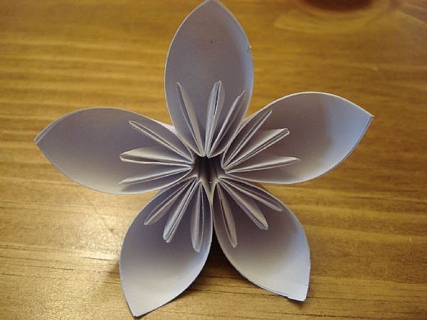 5087732_flowerorigami10_1_ (600x450, 108Kb)
