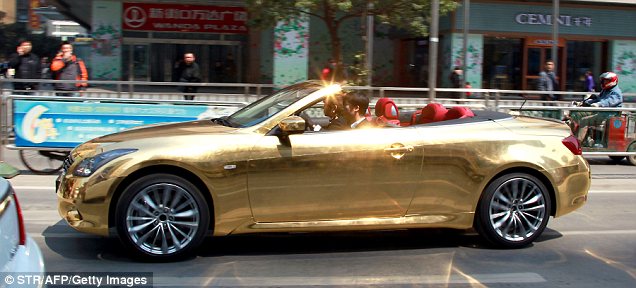 Infiniti G37 (636x288, 50Kb)