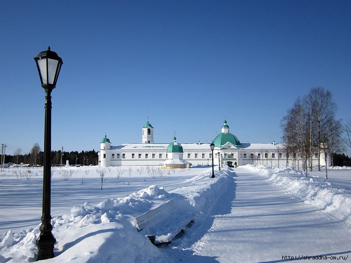 Мужской монастырь Александра Свирского, 18 (700x525, 217Kb)
