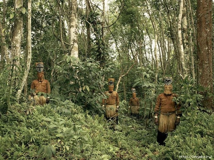 smithsonian-photo-contest-people-yucuna-amazon-tribe-piers-calvert (700x524, 407Kb)