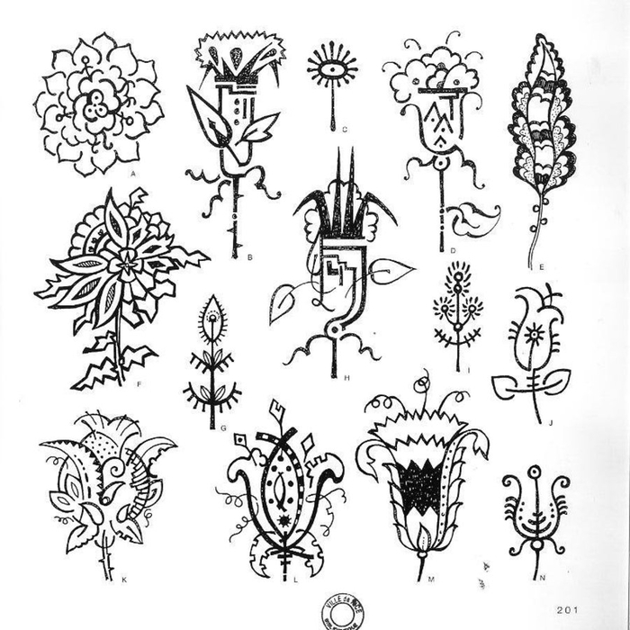 74049311_large_4000_motifs_de_fleurs_et_de_plantes__189_ (700x700, 229Kb)