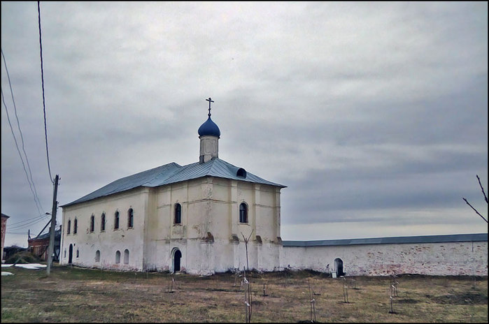 Церпковь Введения пресвятой Богородицы в Лужецком монастыре/3673959_5 (700x464, 66Kb)