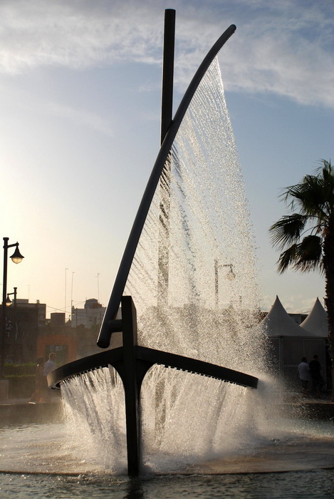 3925073_valenciawaterboatfountain4 (469x700, 123Kb)