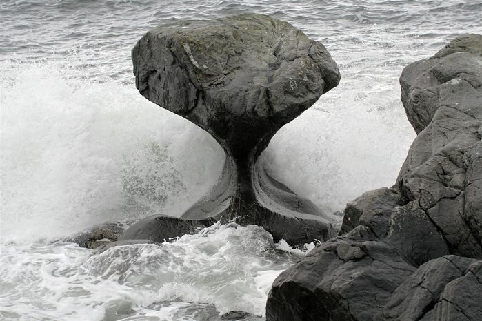 Камень Kannesteinen норвегия фото 2 (700x466, 71Kb)