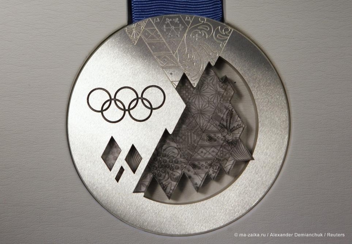 Россия представила медали Игр в Сочи