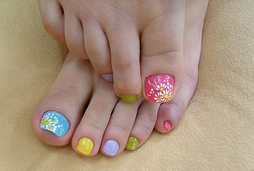 colorful_nails (500x336, 136Kb)