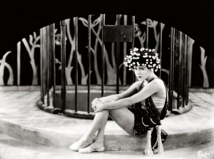 10 Alla Nazimova in the 1923 movie Salome (700x522, 74Kb)