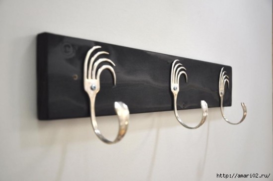 1286873329_forks-coat-rack3 (550x365, 64Kb)