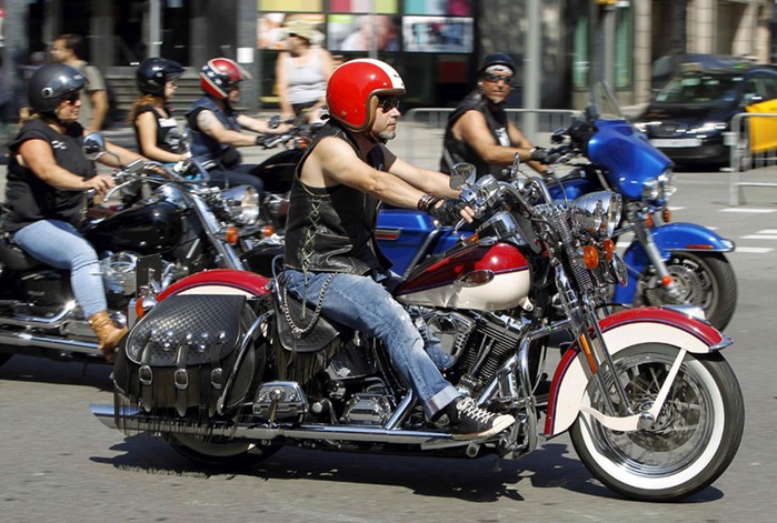 Парад Harley Davidson в Барселоне