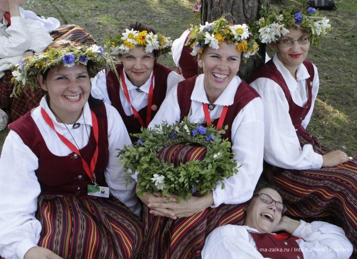 Праздник песни и танца в Латвии
