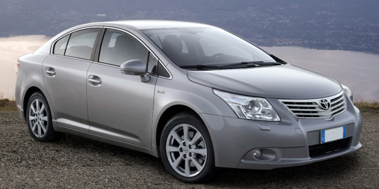 1373355641_toyotaavensis2009sedan (550x275, 56Kb)