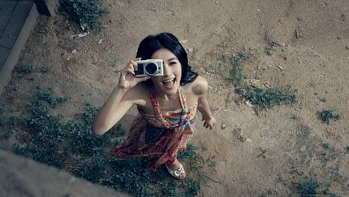 3201191_girl_772414023_hungrybackground_com (500x282, 33Kb)