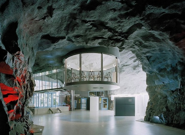 2. Bahnhof . (620x453, 214Kb)